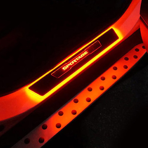 카이만 올뉴스포티지 스마트 LED 도어스커프 몰딩 스크래치 흠집 방지 자동차 익스테리어용품