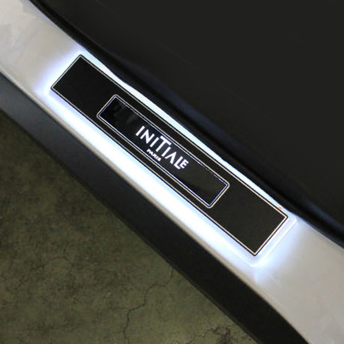 카이만 QM6 스마트 LED 도어스커프 몰딩 스크래치 흠집 방지 자동차 익스테리어용품