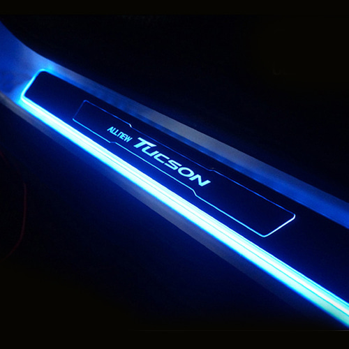 카이만 올뉴투싼 스마트 LED 도어스커프 몰딩 스크래치 흠집 방지 자동차 익스테리어용품